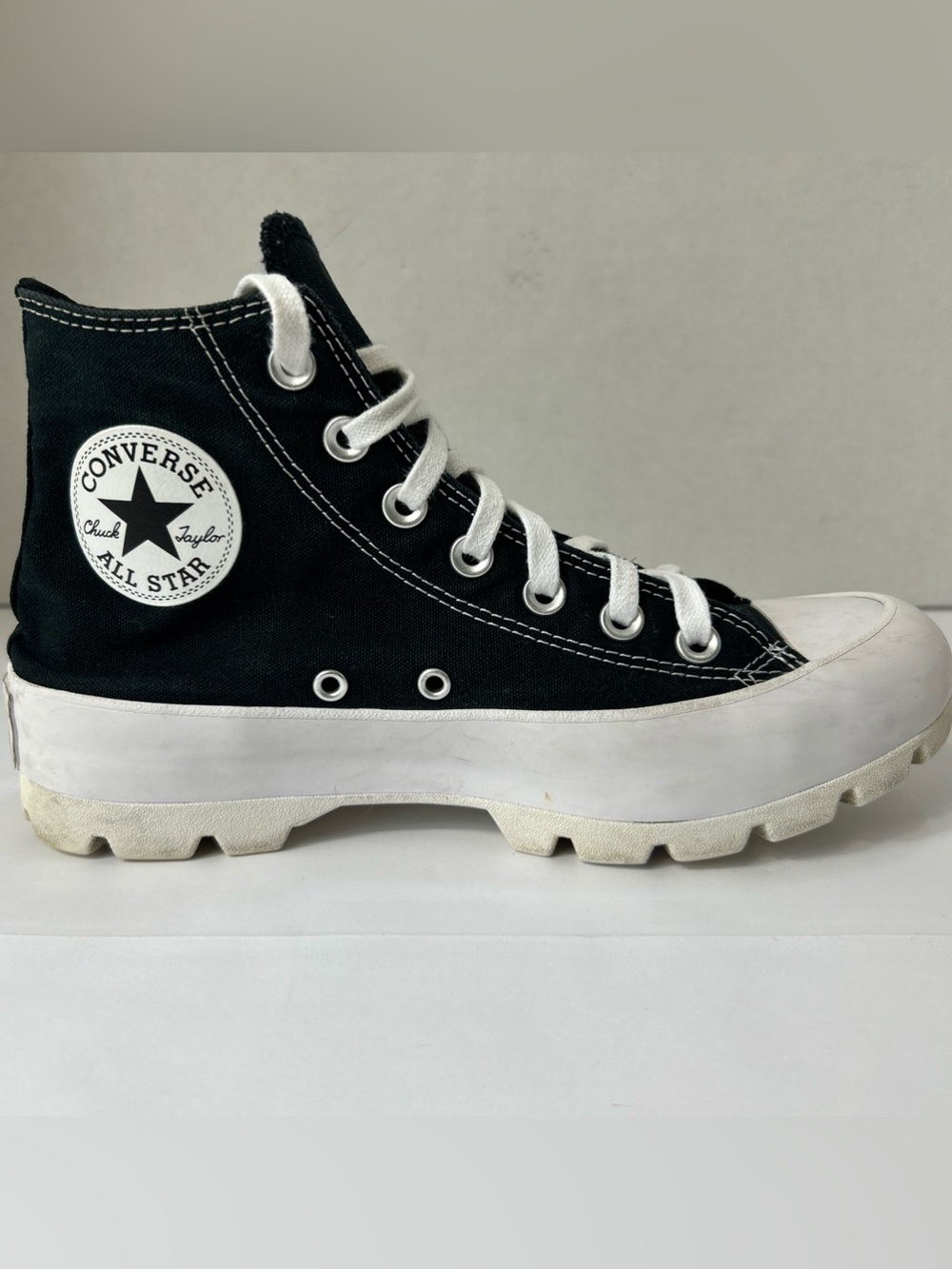 CONVERSE Chuck Taylor Canvas Shoes All Star Hi Lugged High Top Women's Size 7.5
